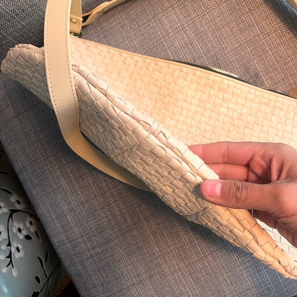 Clare V moyen messenger crossbody bag cream woven - Picture 6 of 9